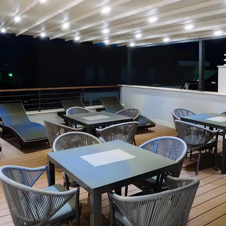아파트 Lena Luxury Ii 자다르