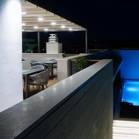 아파트 Lena Luxury Ii