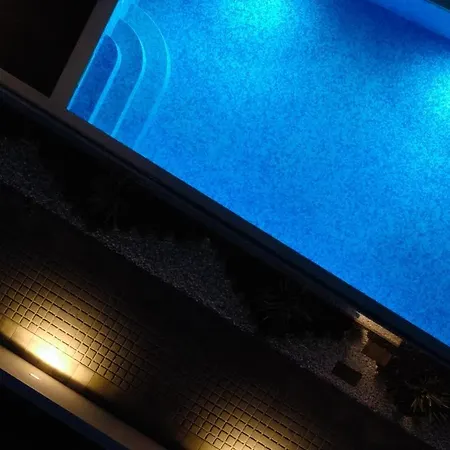 Lena Luxury Ii דירה